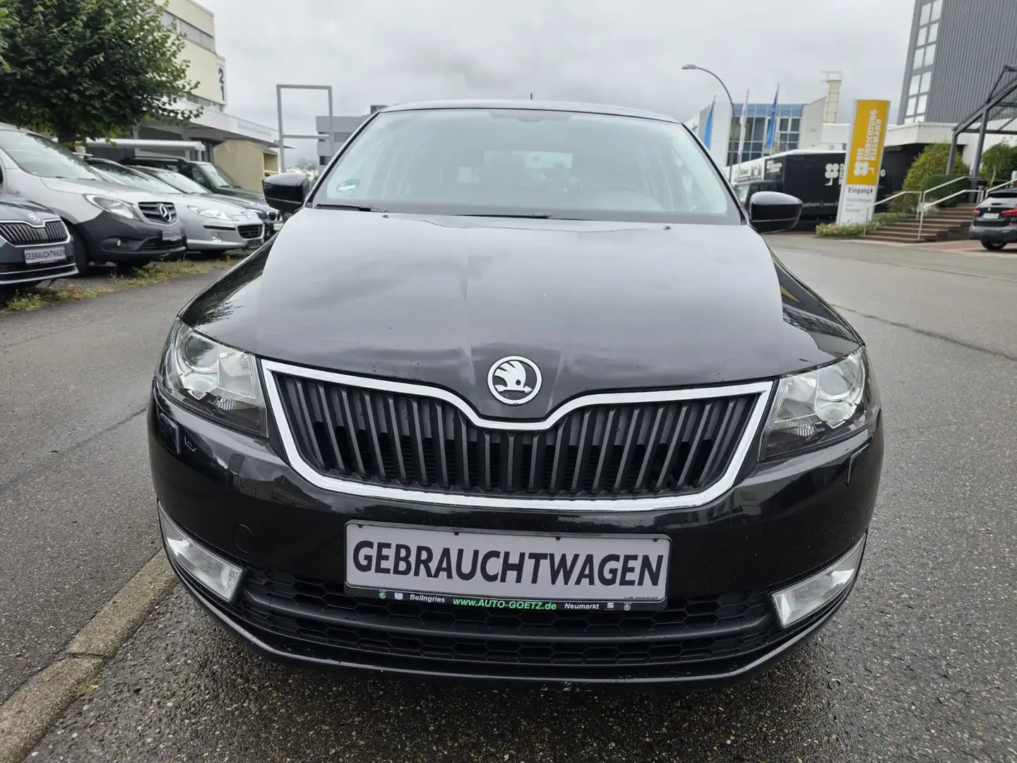 Skoda Rapid/Spaceback Spaceback Drive Schwarz - 2