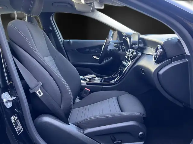 Mercedes-Benz C-Class view 13