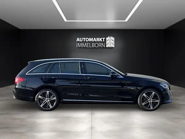 Mercedes-Benz C-Class view 12