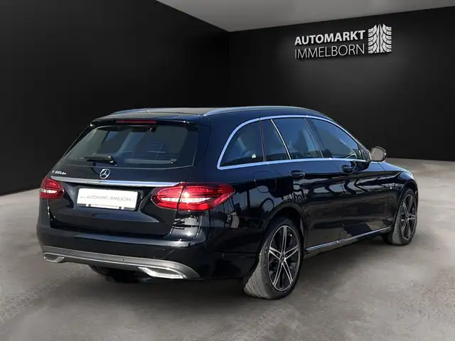 Mercedes-Benz C-Class view 7