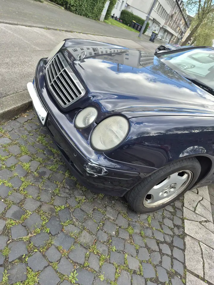 Mercedes-Benz CLK 230 Coupe Kompressor Elegance, foto 5