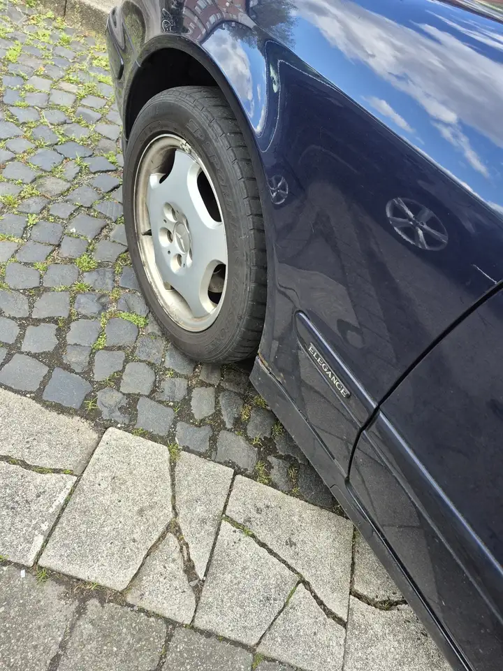 Mercedes-Benz CLK 230 Coupe Kompressor Elegance, foto 6