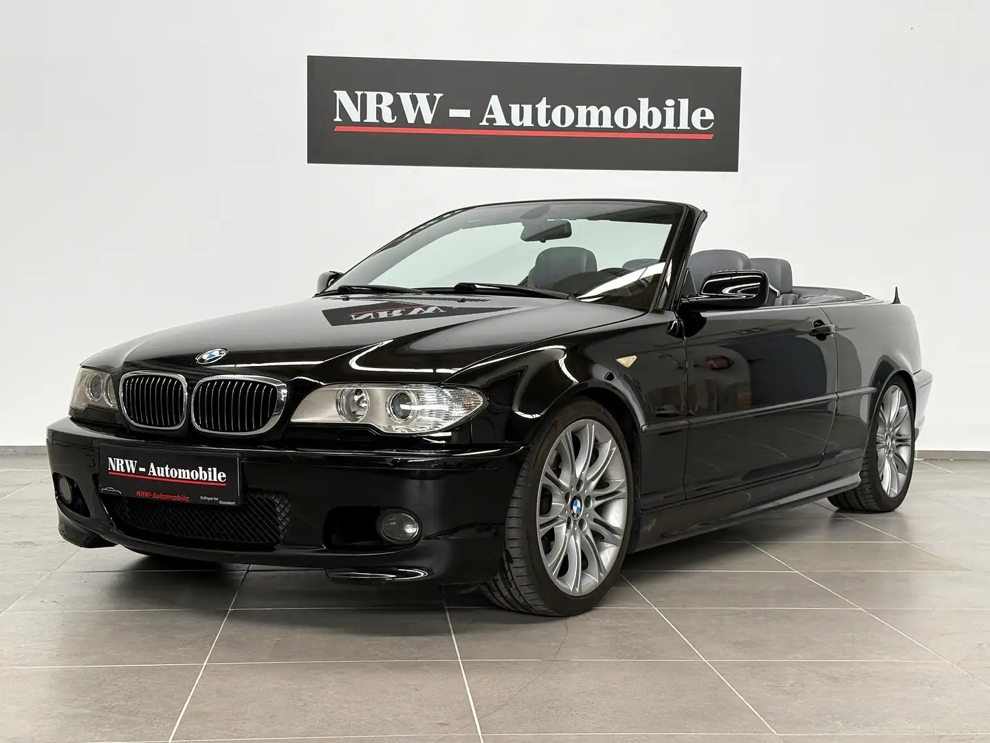 BMW 330 e46*Cabrio*330 Ci*M-Paket ab WERK*AUTOMATIK* Schwarz - 1