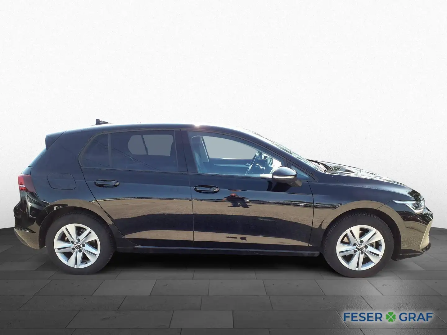 Volkswagen Golf VIII 1.5 eTSI DSG AHK KAMERA NAVI ACC Schwarz - 2