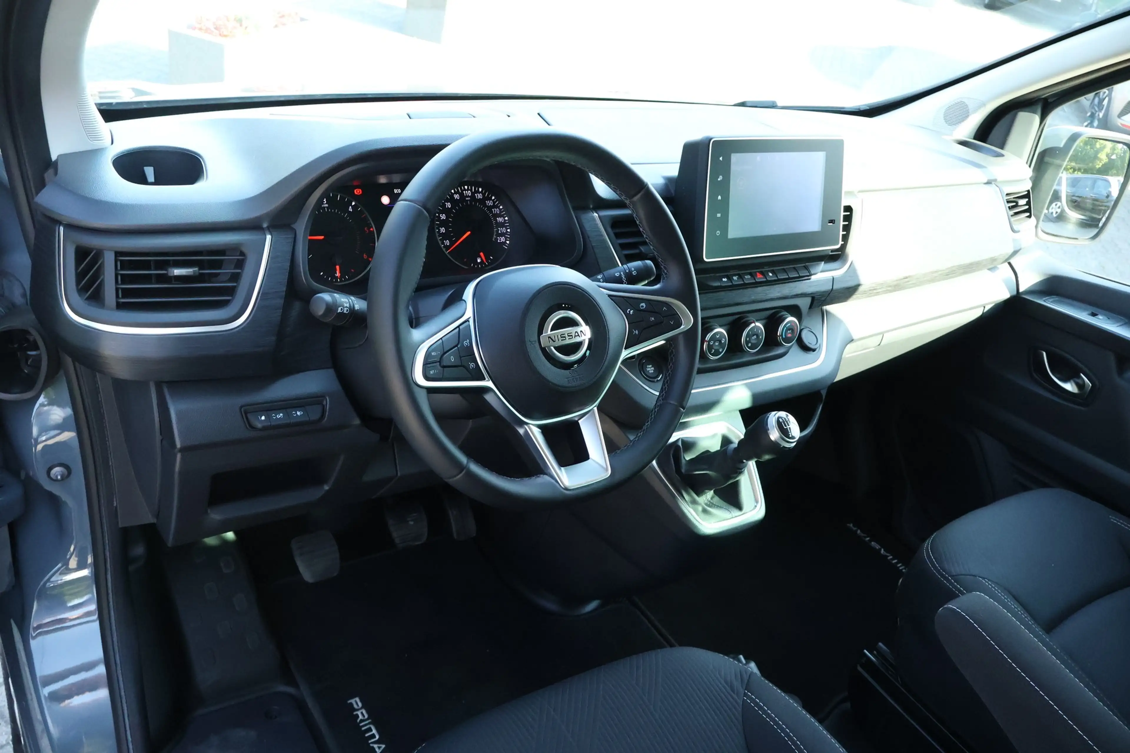 Nissan Primastar Kombi Tekna L1H1 dCi 150 LED Navi — photo 11