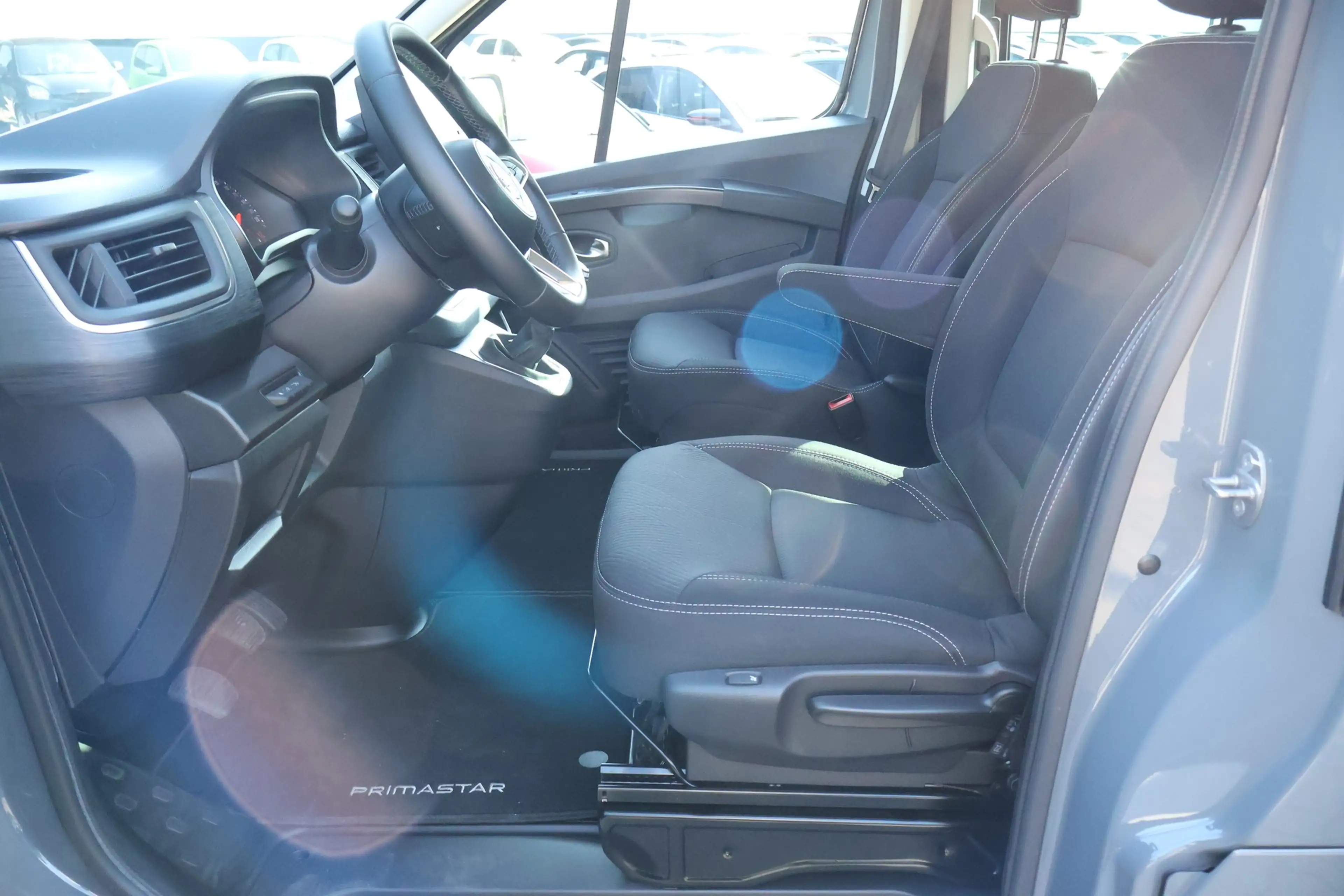 Nissan Primastar Kombi Tekna L1H1 dCi 150 LED Navi — photo 12