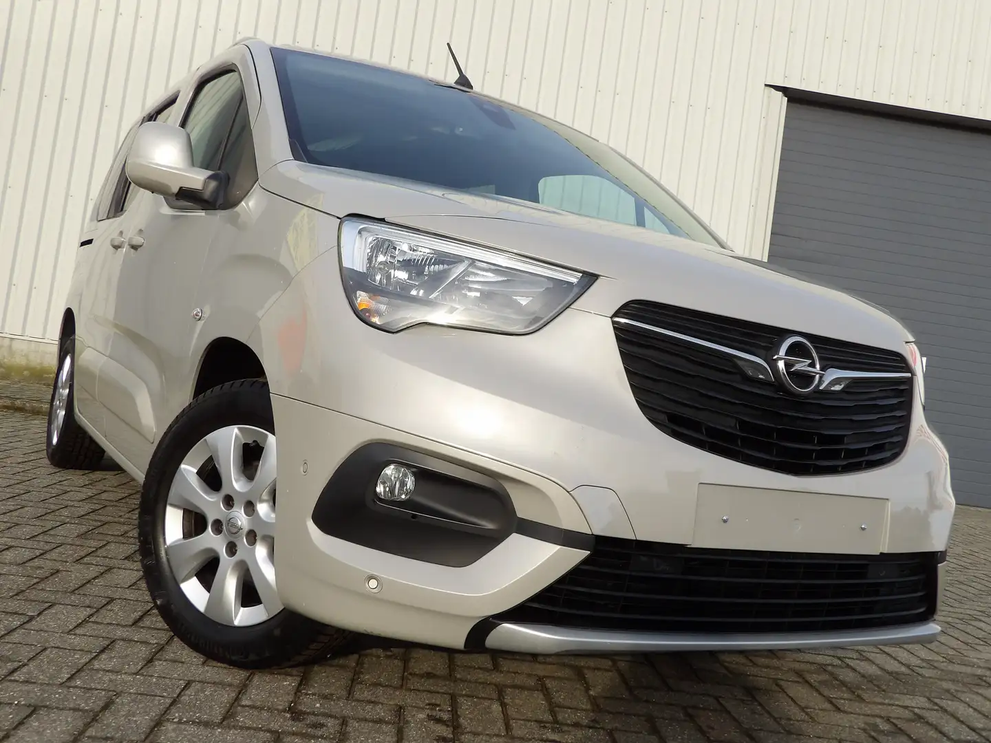 Opel Combo Life Combo Life 1.2 Pure Tech Innovation Gris - 1