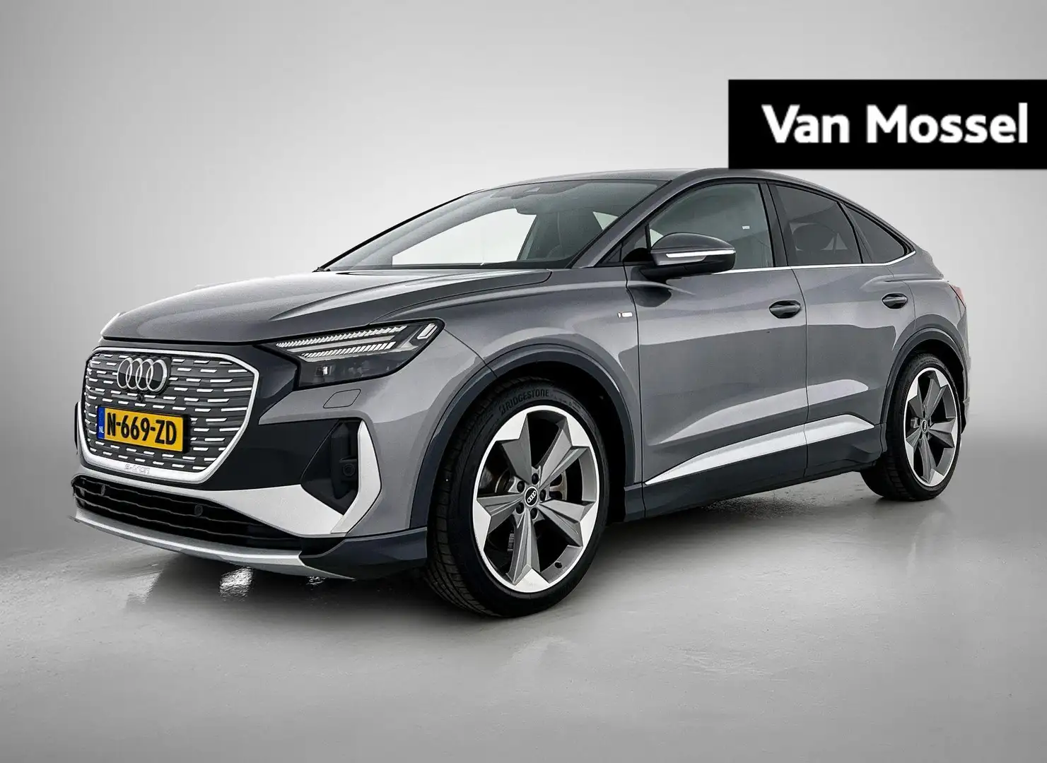 Audi Q4 e-tron Sportback 50 quattro S edition 77 kWh Grigio - 1