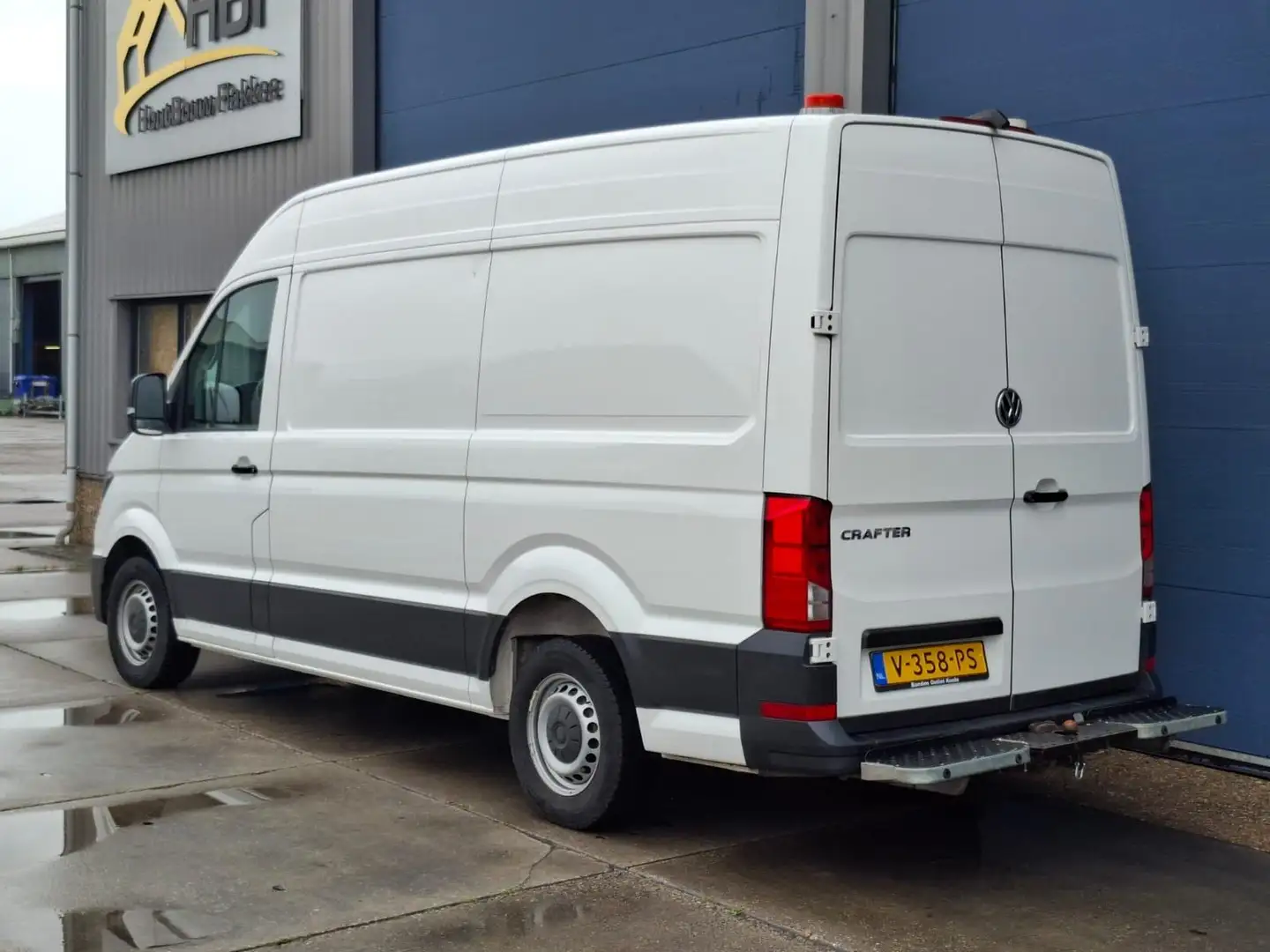 Volkswagen Crafter 35 2.0 TDI L3H3 Trendline AIRCO / CRUISE CONTROLE Wit - 2