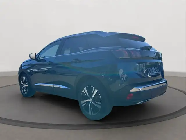 Peugeot 3008 view 3