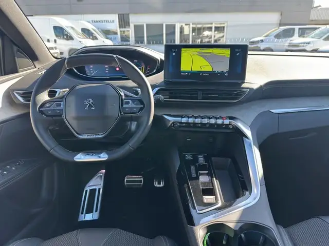 Peugeot 3008 view 10