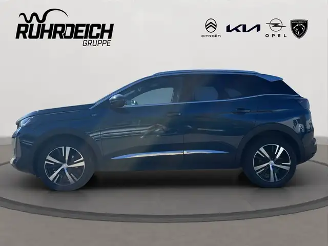 Peugeot 3008 view 2