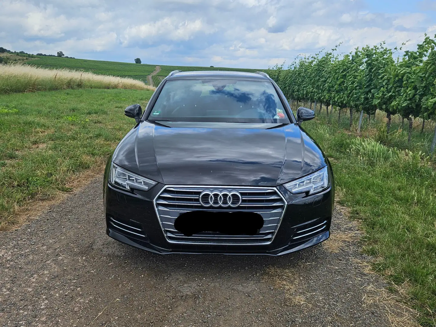 Audi A4 A4 Avant 2.0 TFSI ultrasport Schwarz - 2