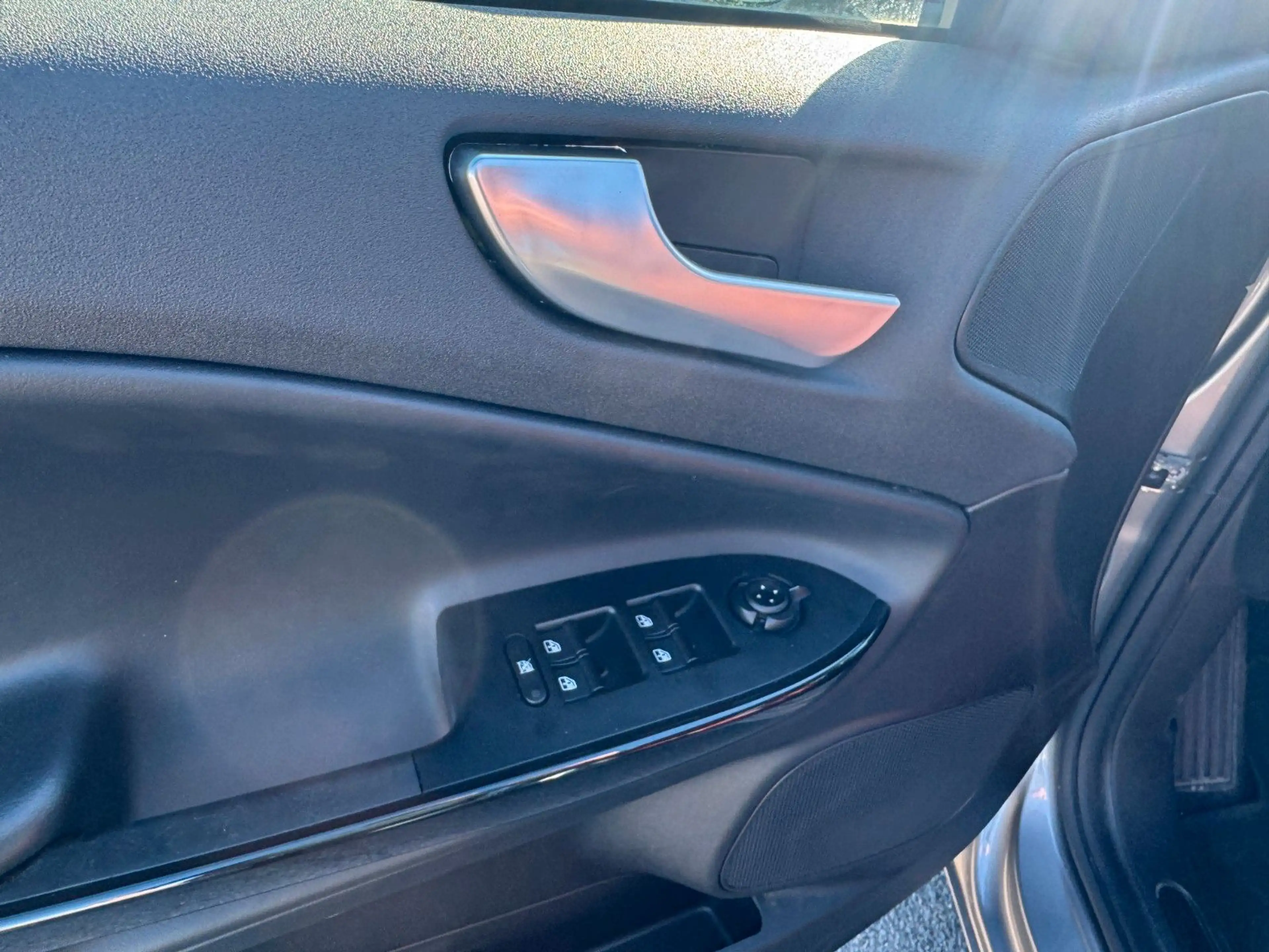 Alfa Romeo Giulietta Turismo+ Automatik + — photo 12