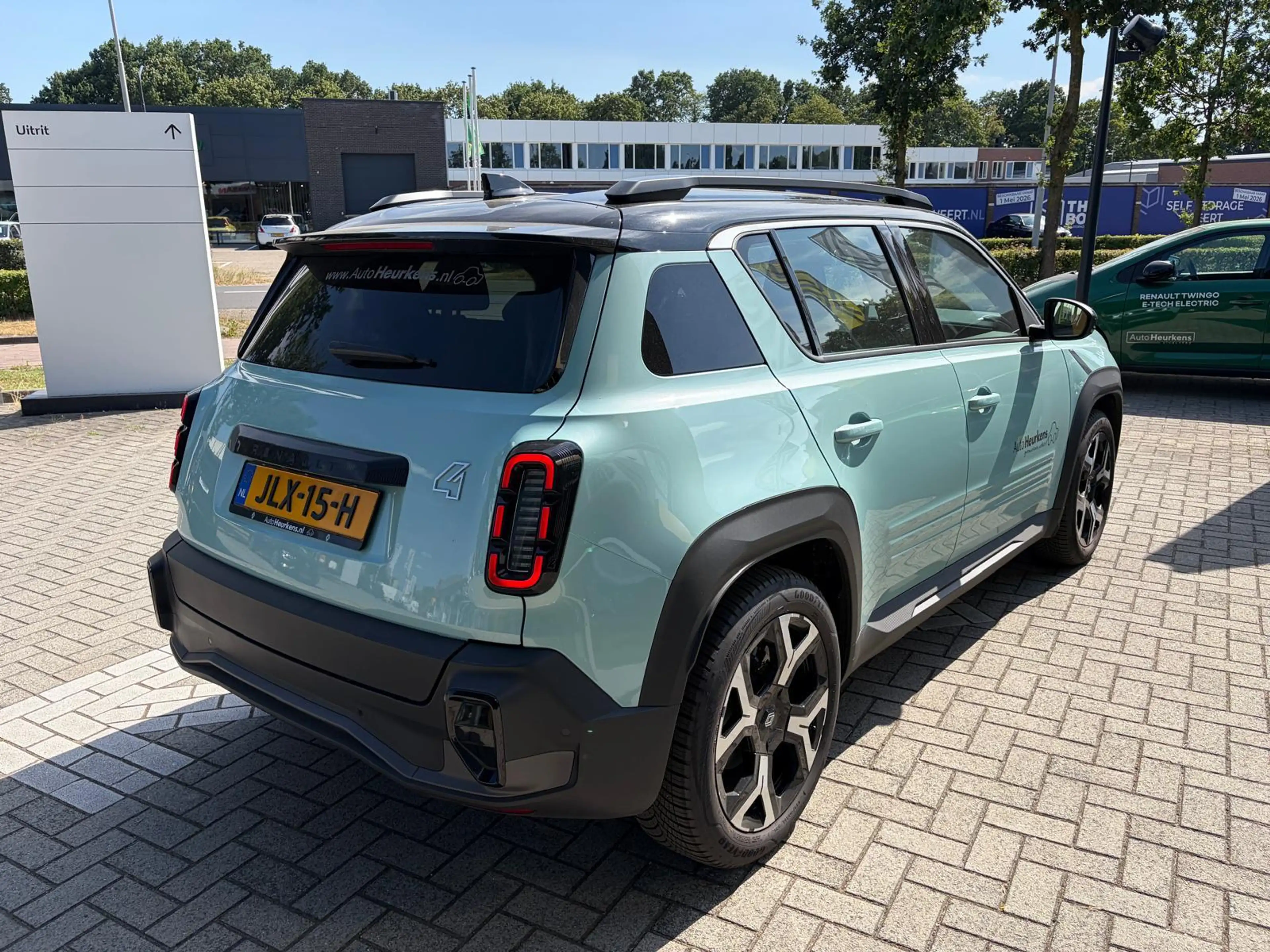 Renault R 4 Comfort Range Iconic 52 kWh | Pack Advanced Drivin — photo 5