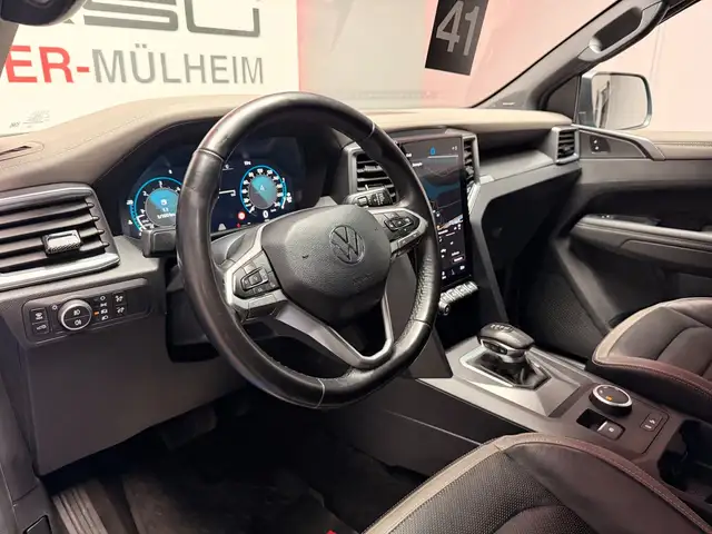 Volkswagen Amarok view 7