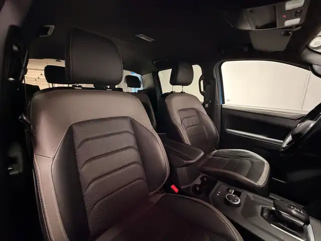 Volkswagen Amarok view 12
