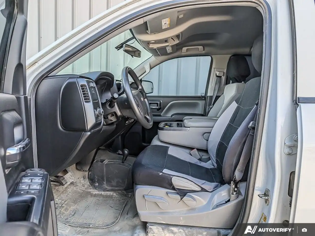 Chevrolet Silverado 1500 снимка Chevrolet Silverado 1500