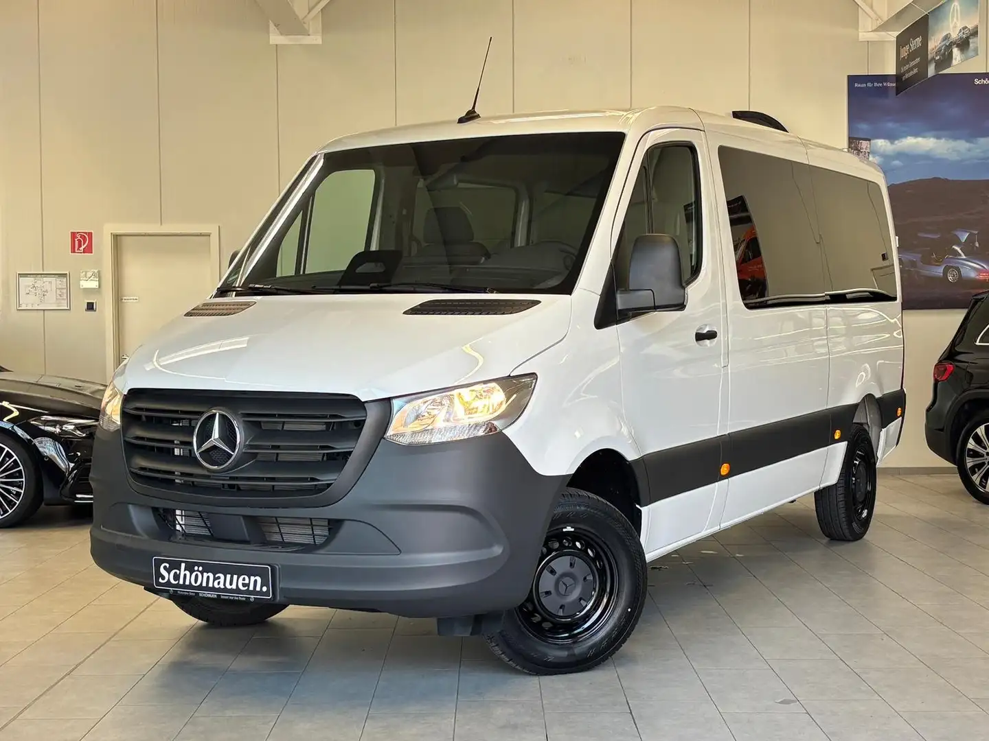 Mercedes-Benz Sprinter 217 CDI Tourer MOPF+MBUX+CARPLAY+2/2/3 Weiß - 1