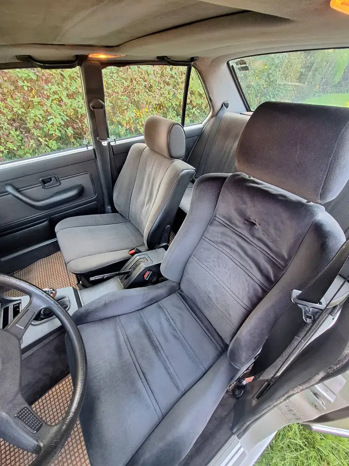 BMW 524 td, foto 10