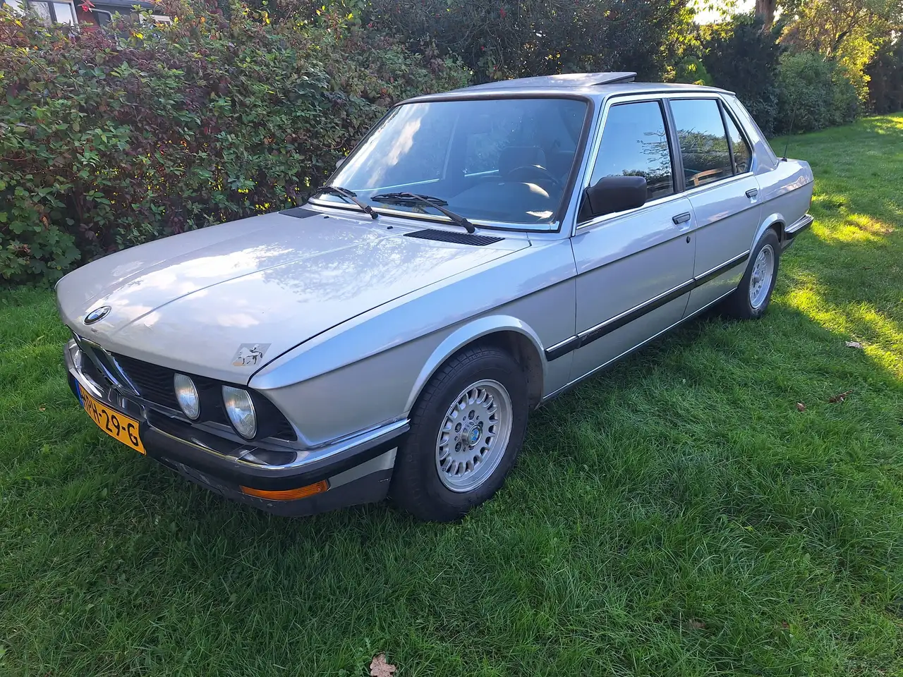 BMW 524 td, foto 2