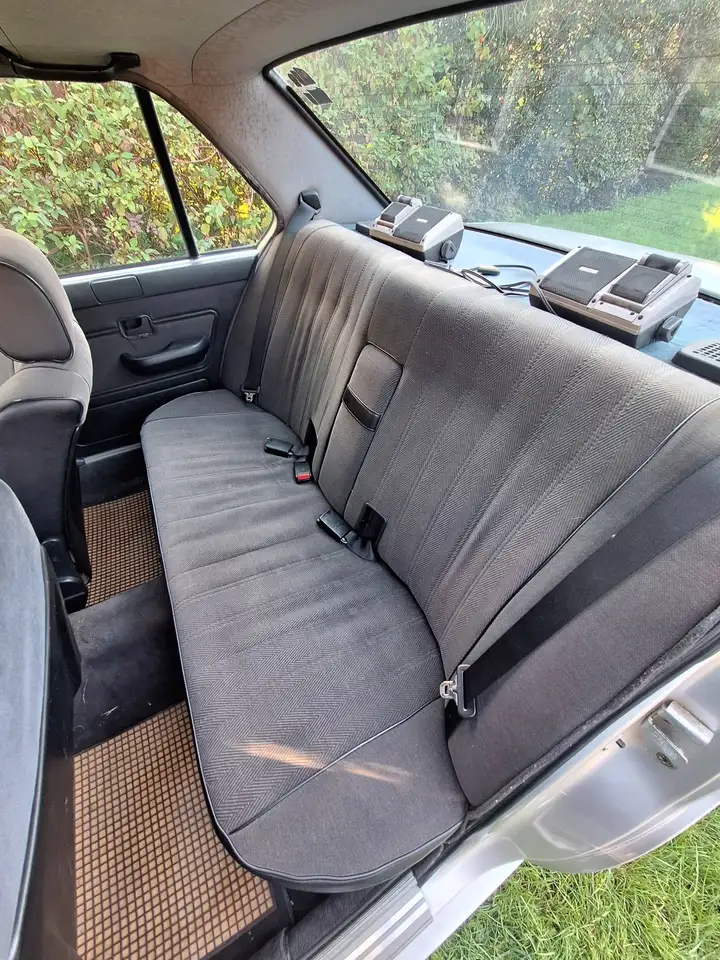 BMW 524 td, foto 11