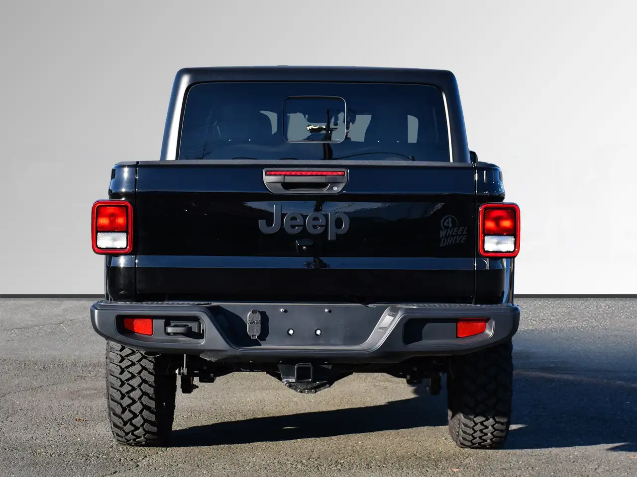 Jeep Gladiator снимка Jeep Gladiator