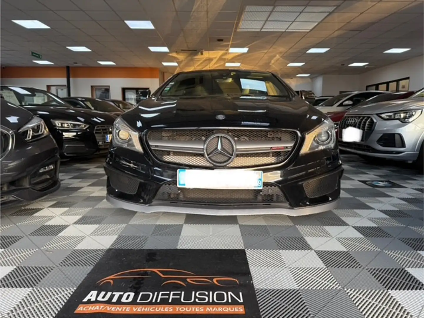 Mercedes-Benz G CLA 45 AMG 4Matic Noir - 1