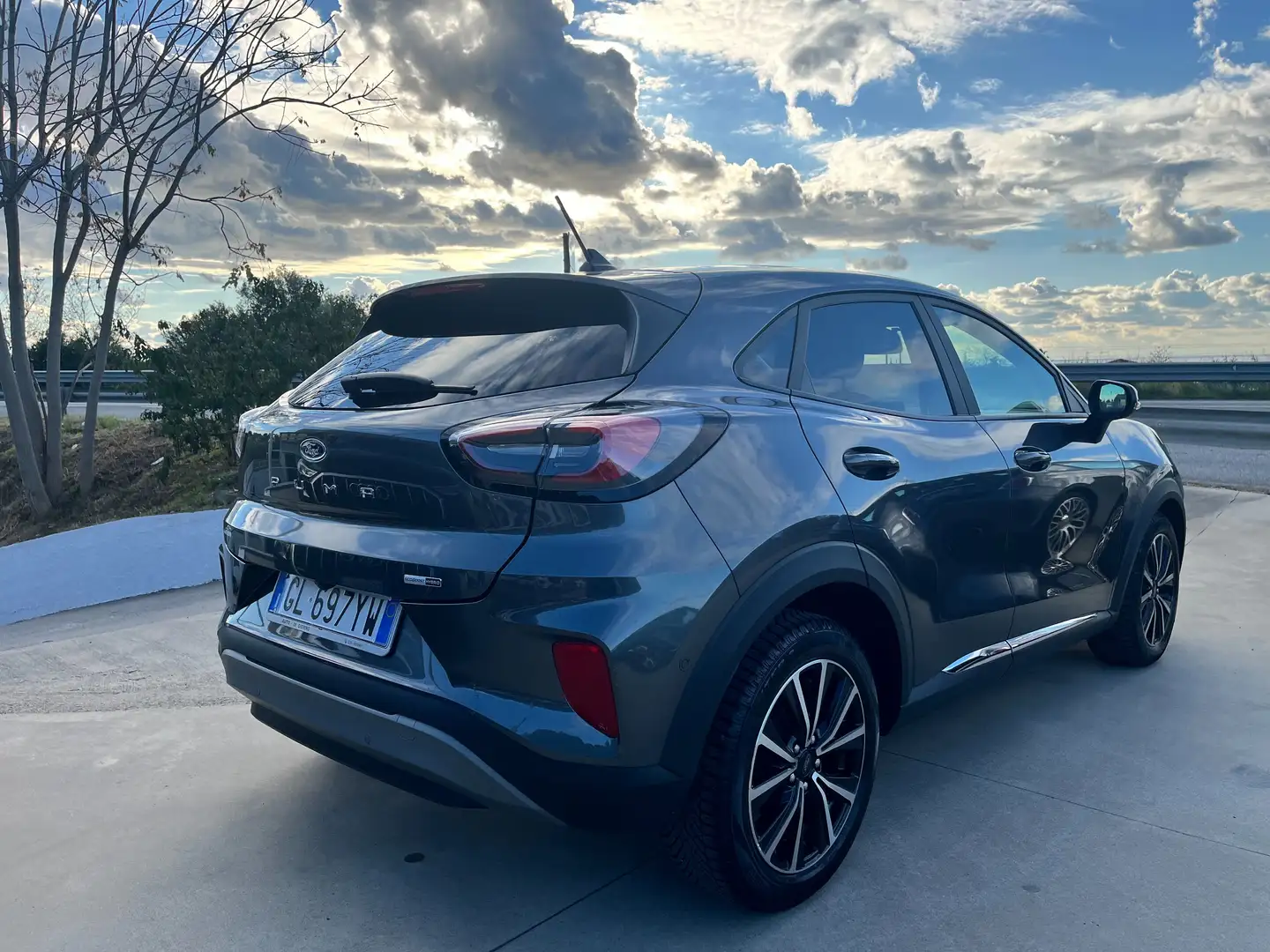 Ford Puma Puma II 2020 1.0 ecoboost h ST-Line Design 2 s Grau - 1