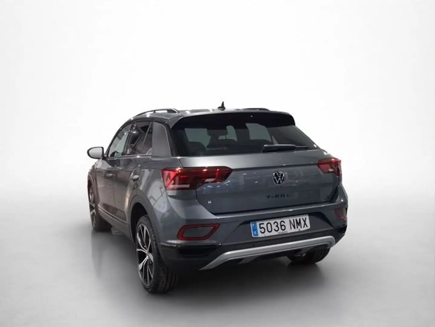 Volkswagen T-Roc 1.0 TSI 85KW DARK LINE 5P Gris - 2
