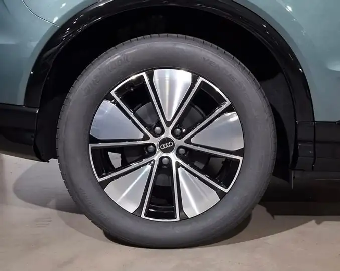 Audi Q4 2026, foto 15