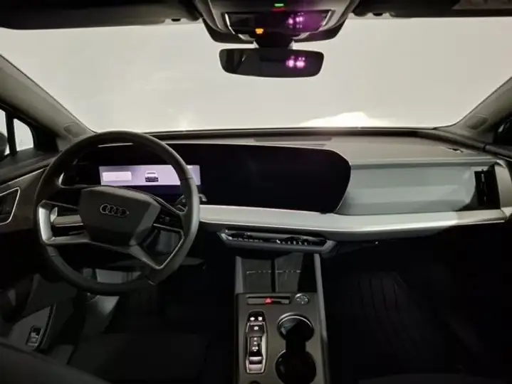 Audi Q4 2026, foto 3