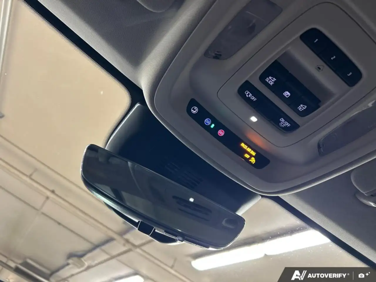 Buick Envision снимка Buick Envision