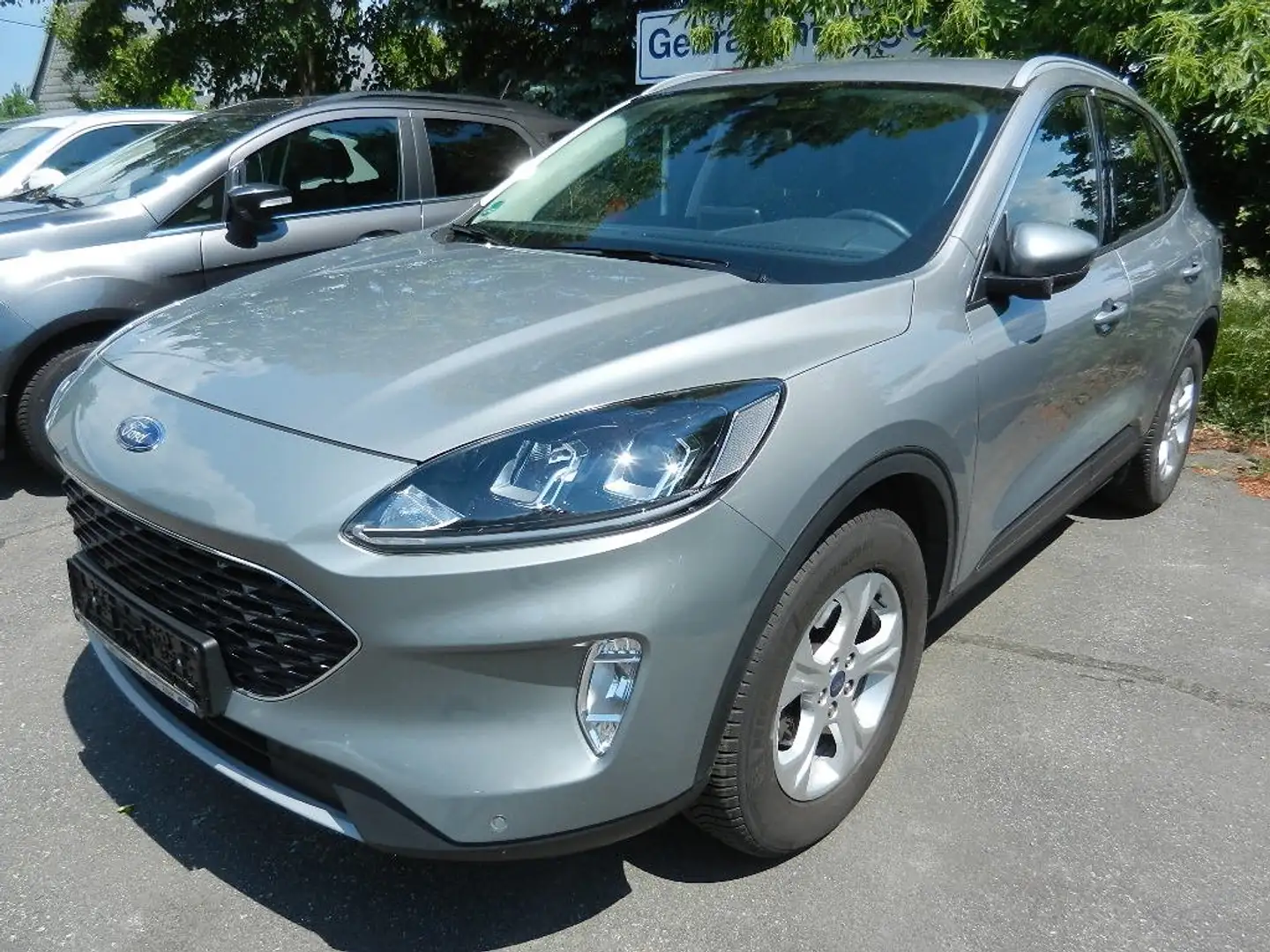 Ford Kuga 1.5 EcoBoost COOL Silber - 1