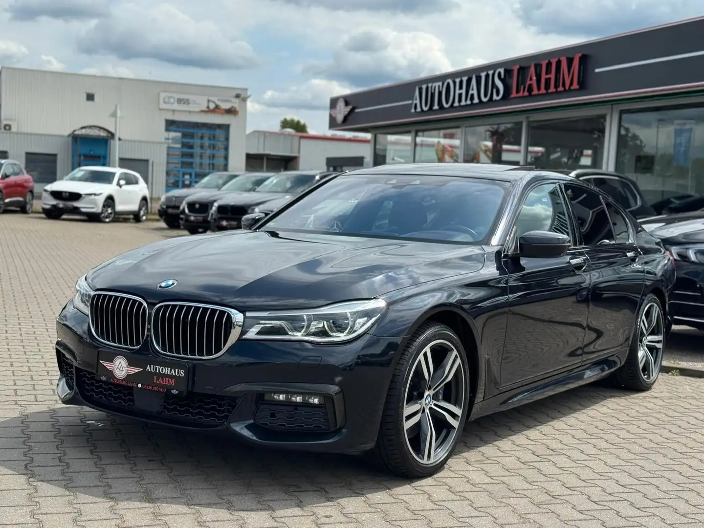 BMW 750 i Lim xDrive "M-SPORT-AUTOMATIC"HEAD-UP*360°* Negro - 2