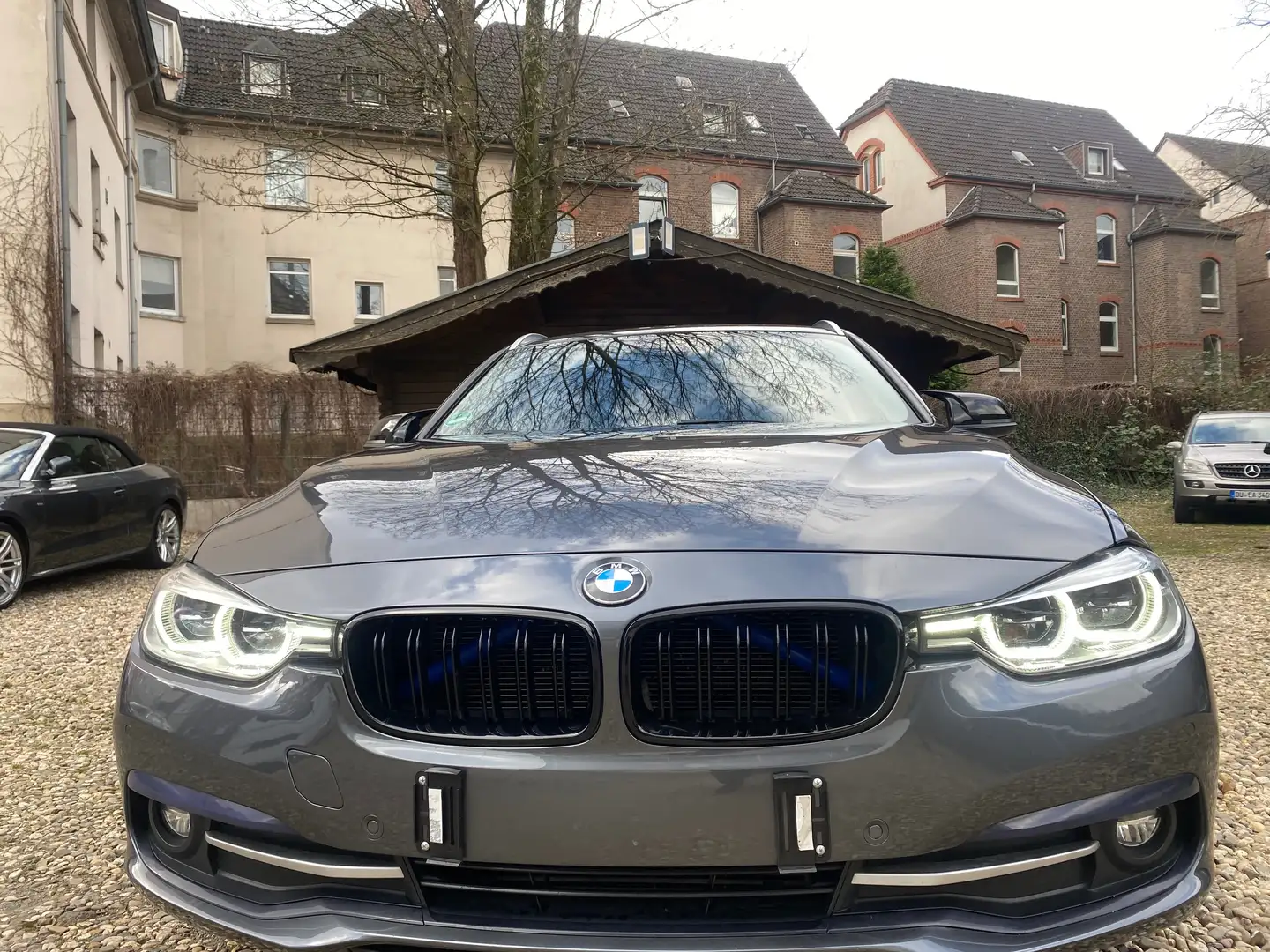 BMW 320 320 d Sport Line Grau - 1
