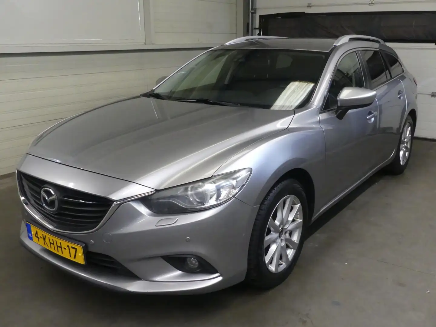 Mazda 6 Sportbreak 2.0 TS+ Lease Pack - Navigatie - Cruise Grijs - 1