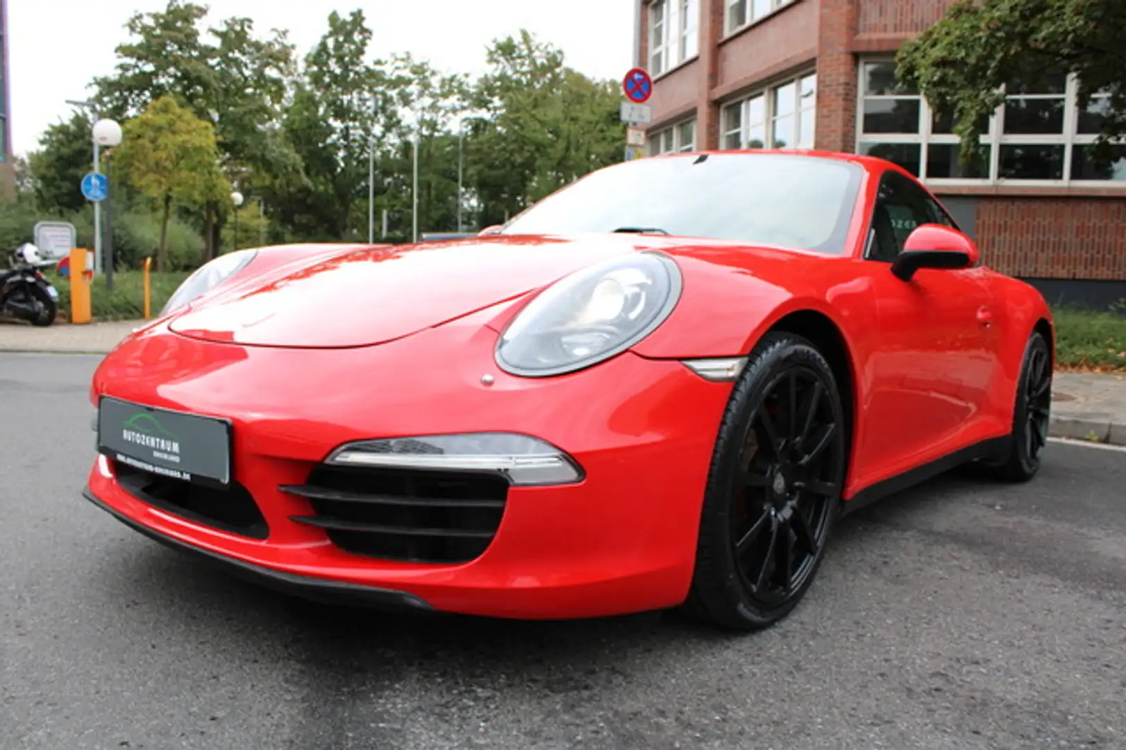 Porsche 991 Carrera PDK Sport Chrono/BOSE/Schiebedach Rojo - 2