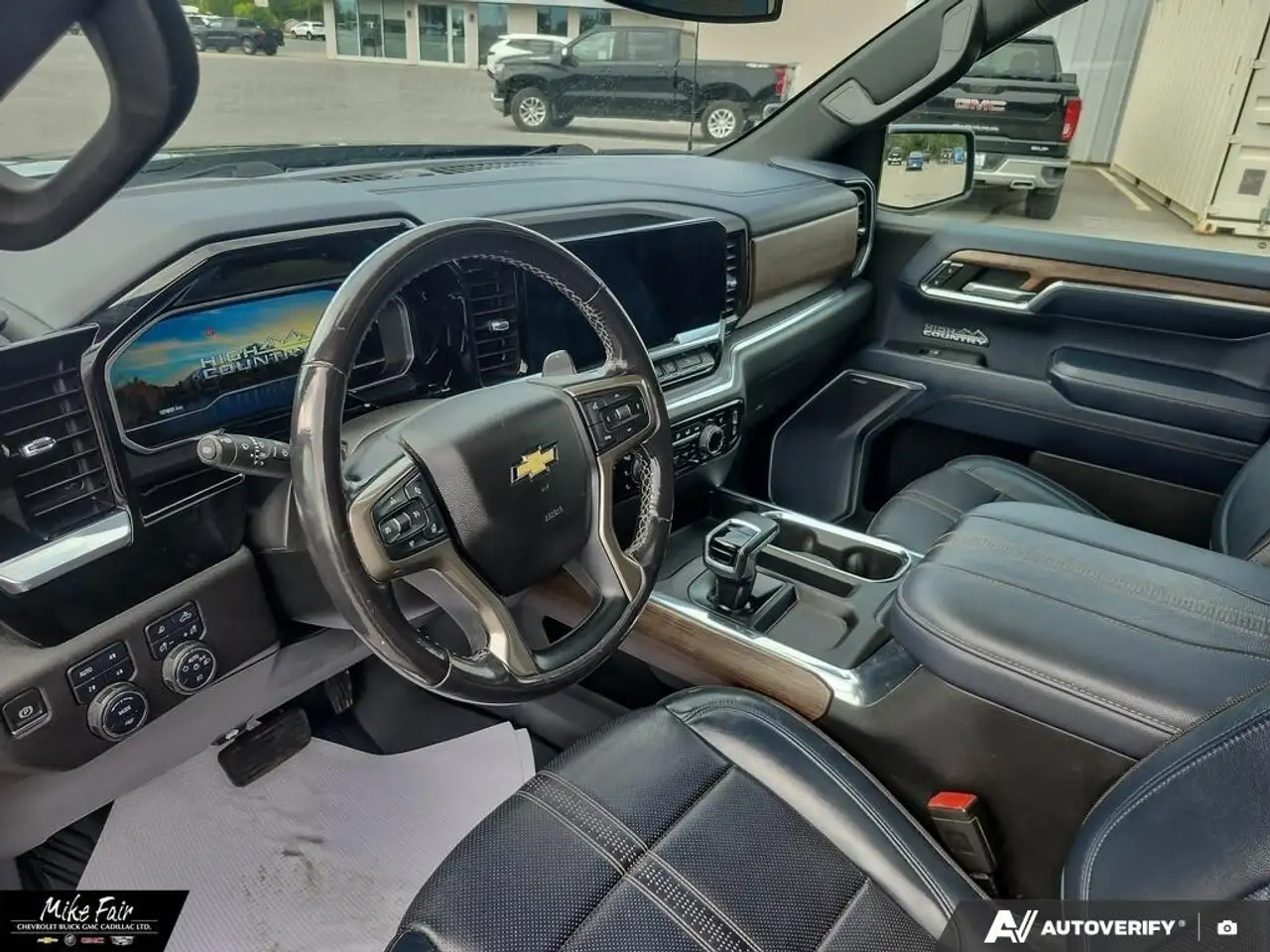 Chevrolet Silverado 1500 снимка Chevrolet Silverado 1500