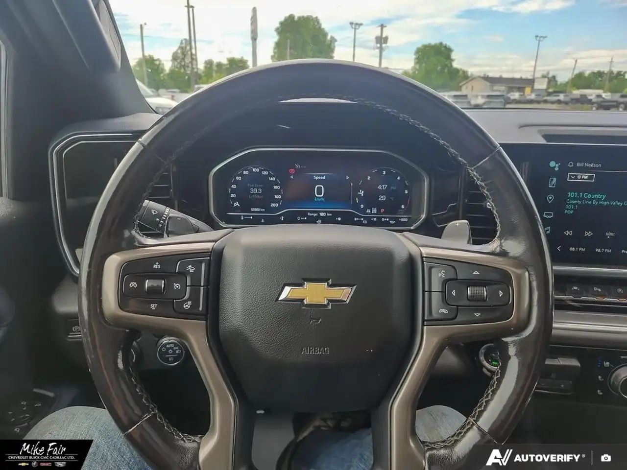 Chevrolet Silverado 1500 снимка Chevrolet Silverado 1500