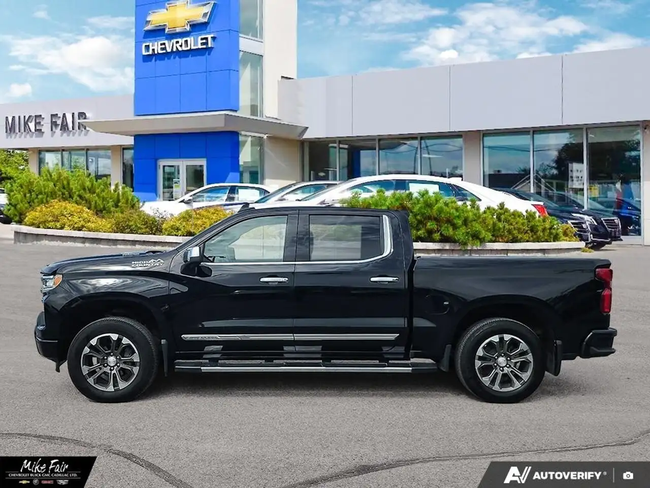 Chevrolet Silverado 1500 снимка Chevrolet Silverado 1500