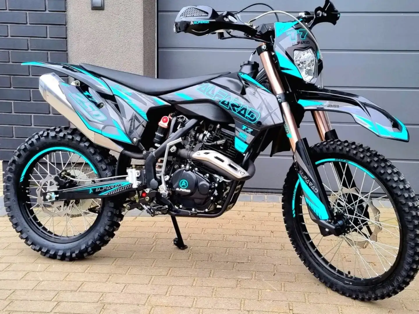 Honda CRF 250 Vendo o scambio Alfarad 250cc 4T Blau - 1