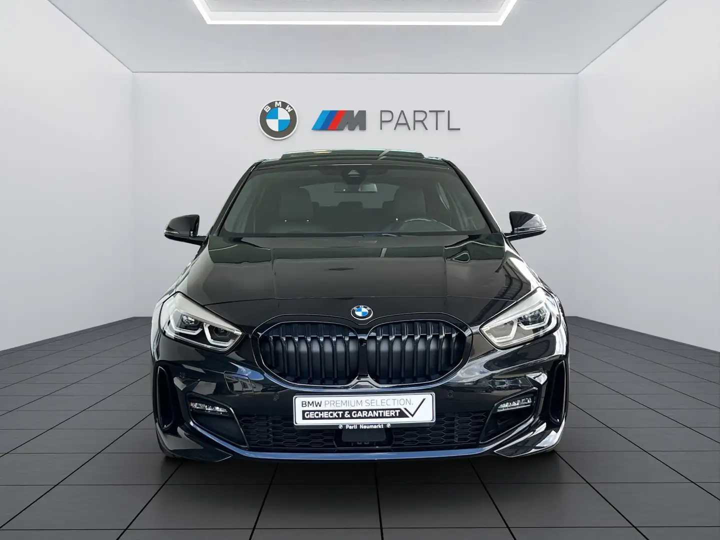 BMW 120 i 5-Türer M-Sport NAVI LED RFK PANO Negru - 2