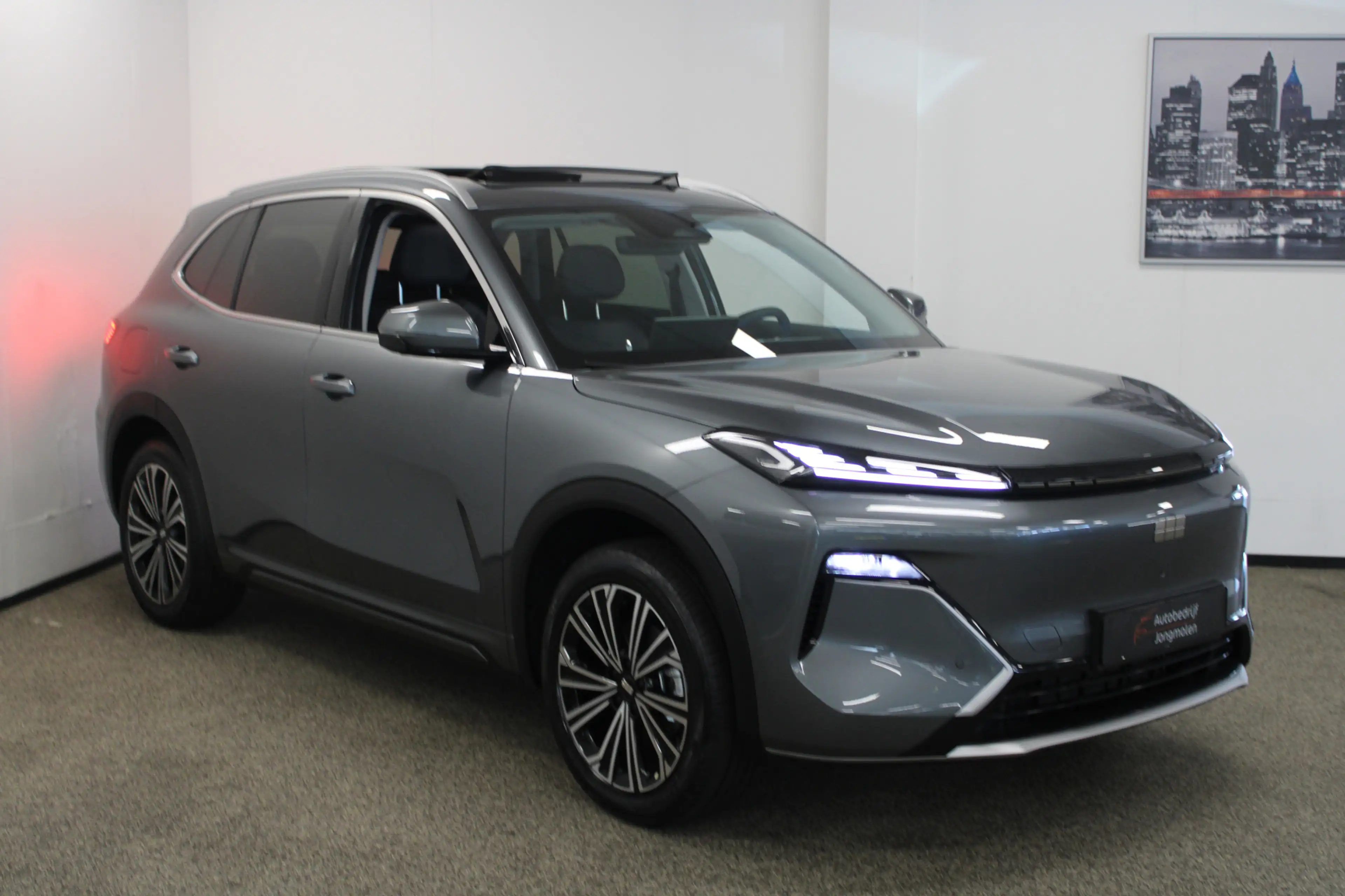 Geely Starray EM-i 1.5 Max+ — photo 7