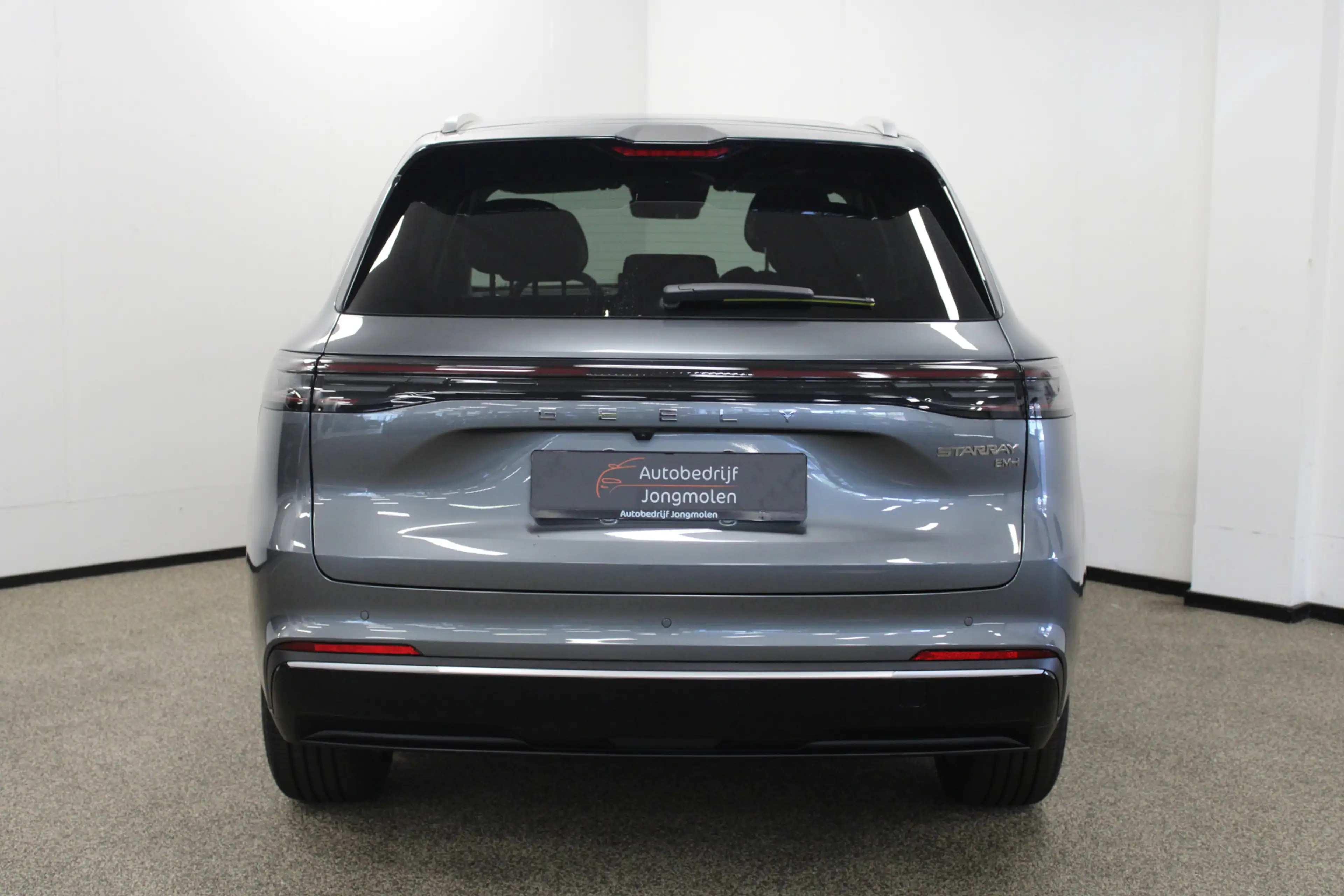 Geely Starray EM-i 1.5 Max+ — photo 6