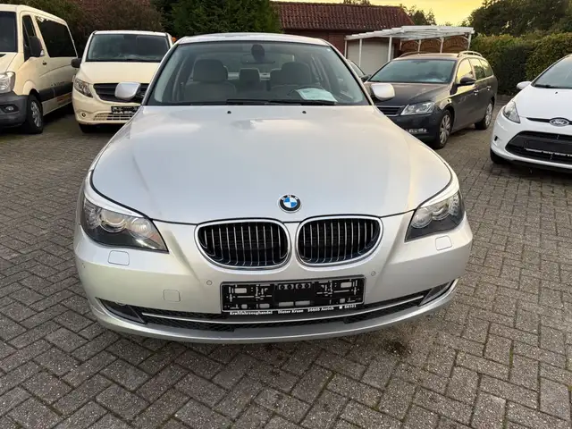 BMW 523 i Advantage Paket*1.Hd.*Xenon*Navi*el. Sitze*
