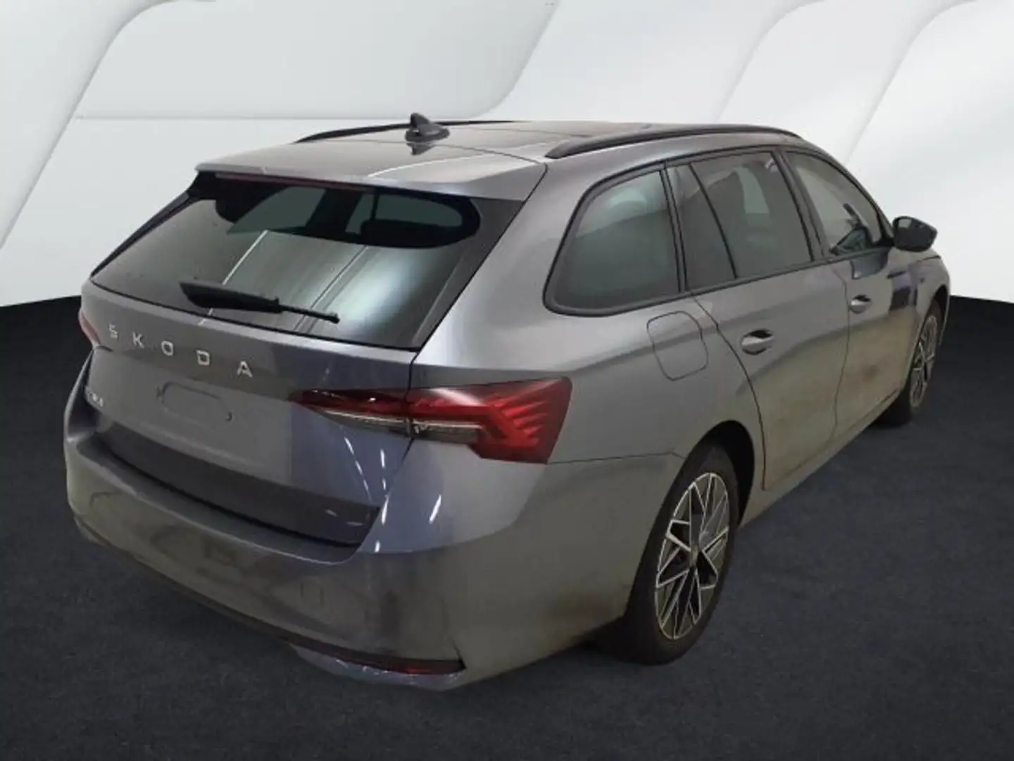 Skoda Octavia Combi 2.0 TDI DSG SELECTION NAV+AHK+PANO Gris - 2