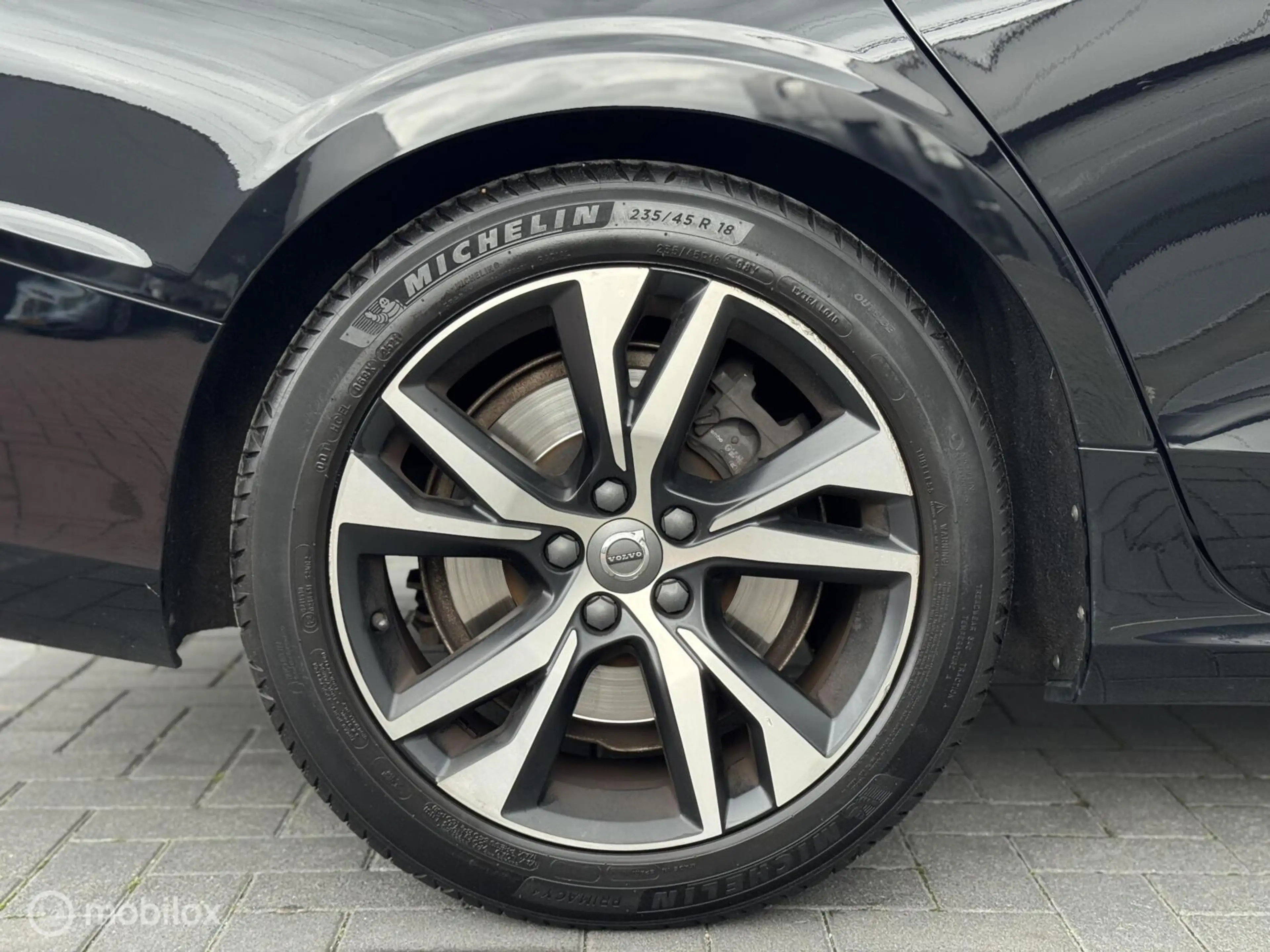 Volvo S60 2.0 B5 R-Design | 90DKM | Keyless | Camera | — photo 12