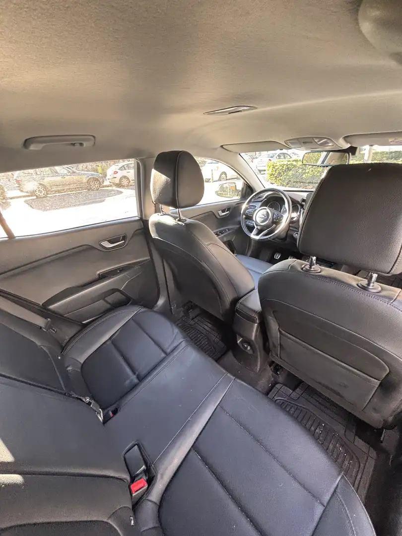 Kia Stonic 1.0 T-GDi Eco-Dynamic Tech 100 - 2