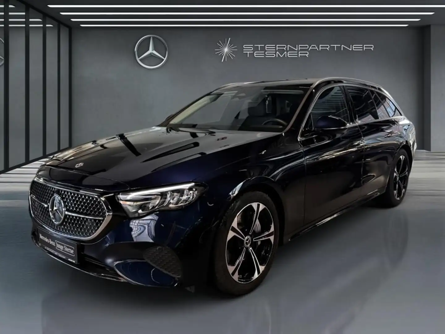 Mercedes-Benz E 300 e T AVANTGARDE,LED,DISTR,KAMERA,AMBIE,AHK Bleu - 1